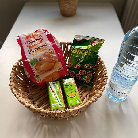 Apartamento # Le Noyer # Parking Gratuit # Calme # Proche Mulhouse Riedisheim Exterior foto